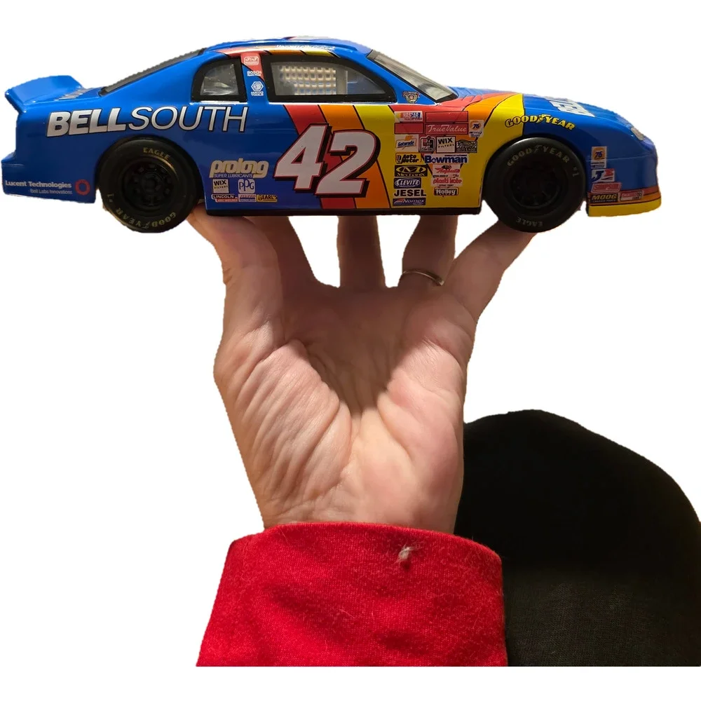 1997 Hot Wheels Pro Racing Joe Nemechek #42 BellSouth Chevy Monte Carlo 1:24